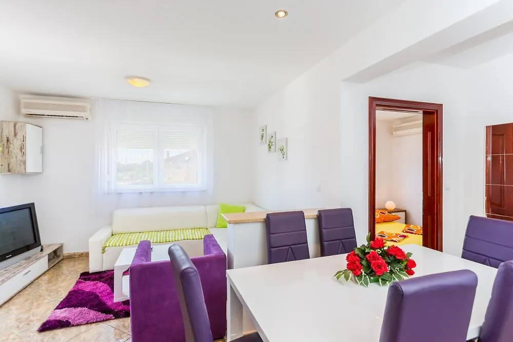 Apartments Hannah Medulin Croatia